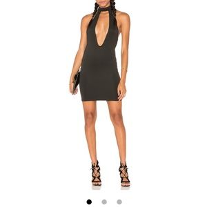 Motel sleevless choker plunging dress